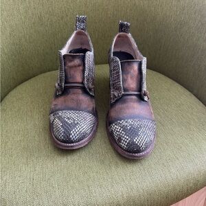 Freebird Snakeskin Loafer